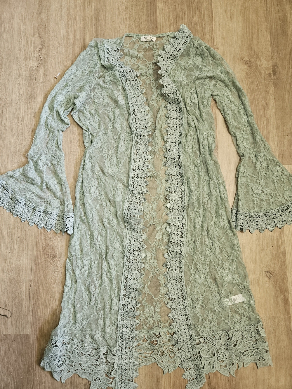 Full Circle Trends Sage Green Lace Duster Cardigan - Picture 2 of 6